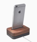 ⁦iPhone dock⁩ – תמונה ⁦2⁩